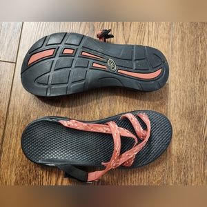 Women's Chacos size 8